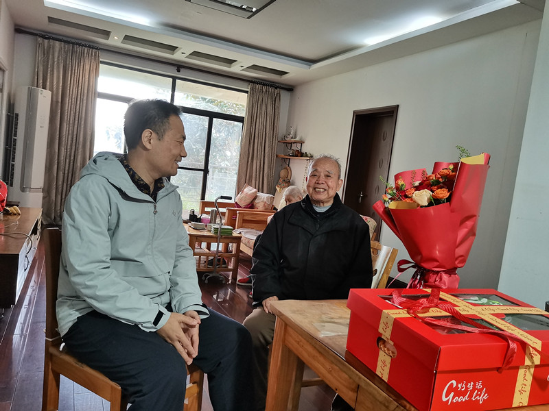 孝亲敬老 爱暖桑榆